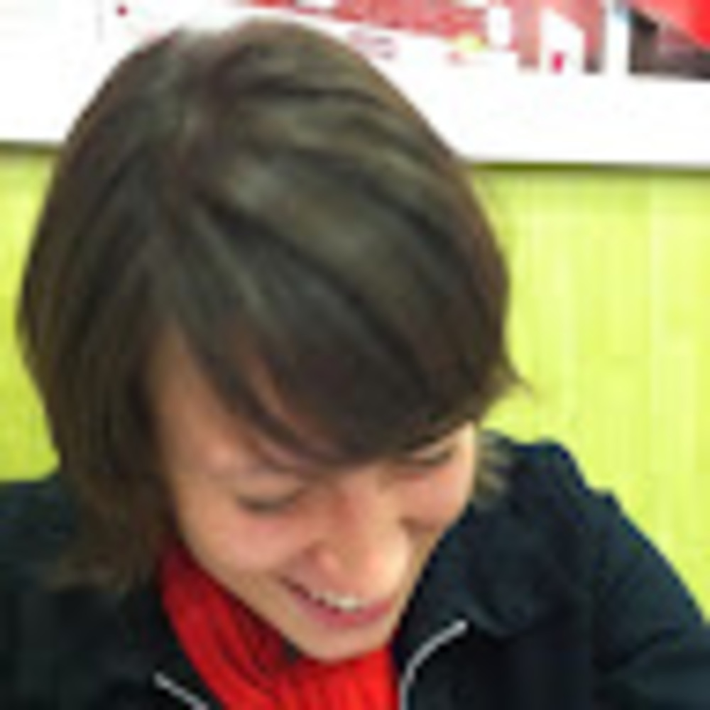 Meet your Posher, Caitlin